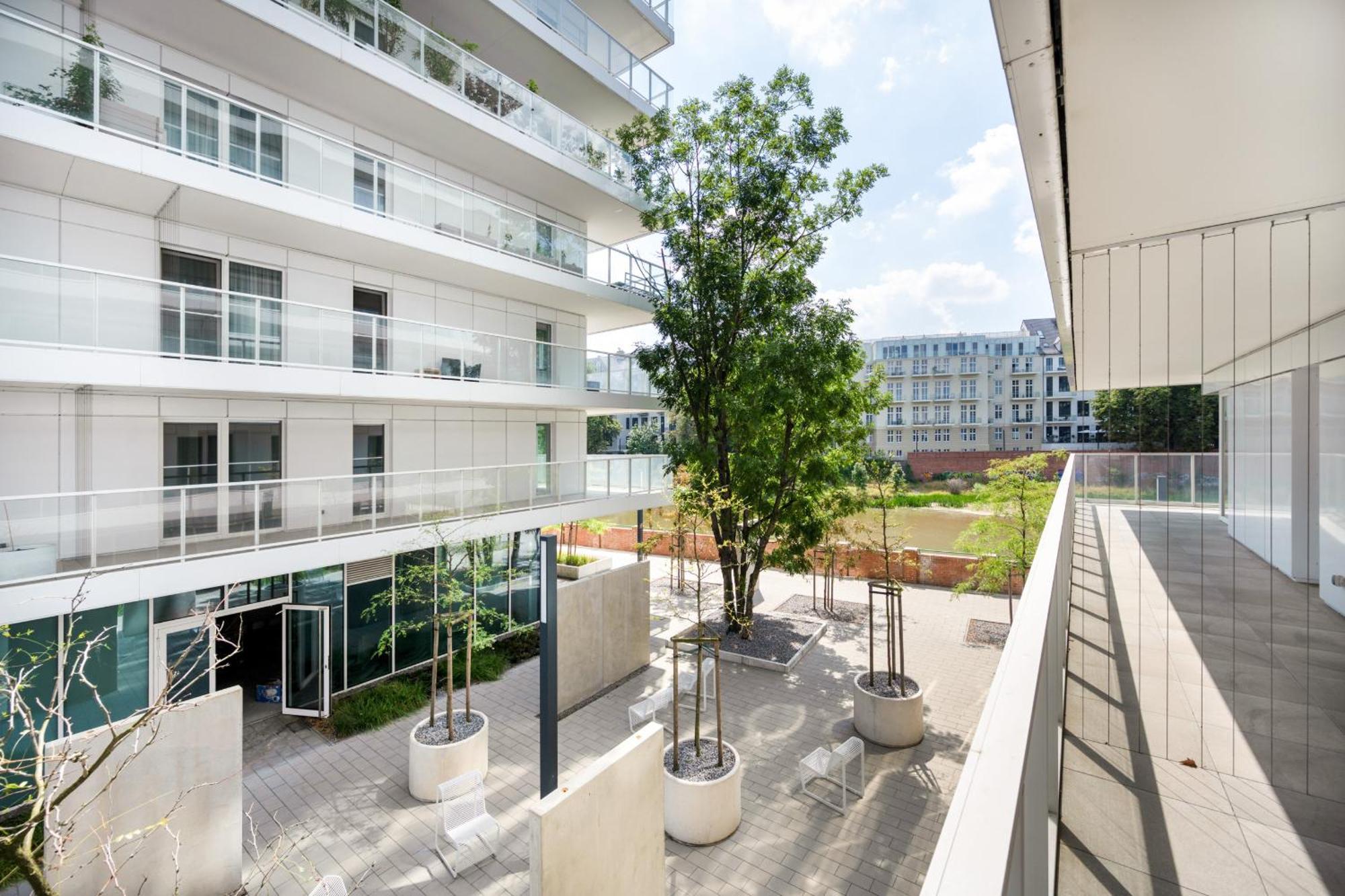 Elegant Apartment With Balcony By The Oder River In Wroclaw By Renters Prestige Exterior photo